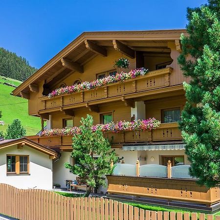 Hotel Haus Hochland Tux Exterior foto